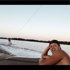 Meet your Posher, Brett